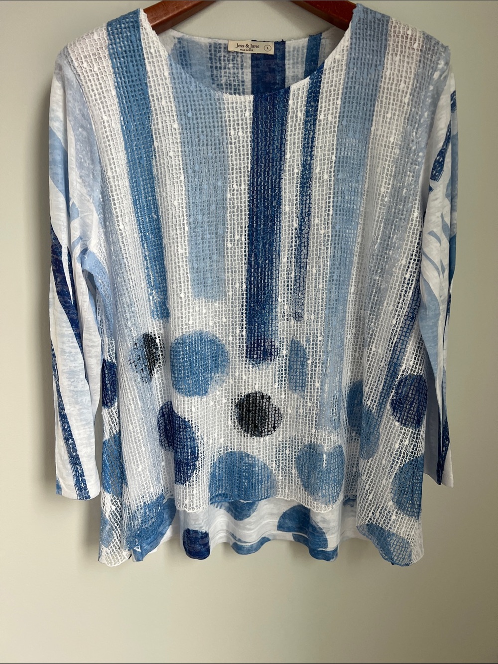 Jess & Jane | Blue Patterned Long-Sleeve Tee #BC4-000 Size L